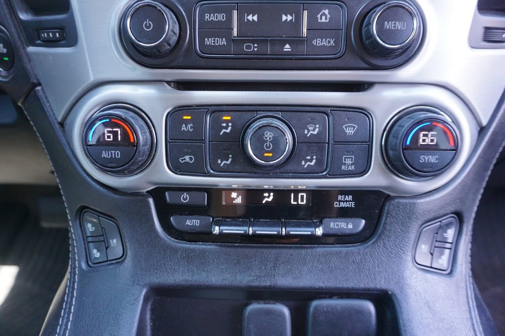 Used 2017 GMC Yukon SLT w/ Premium Edition image 12