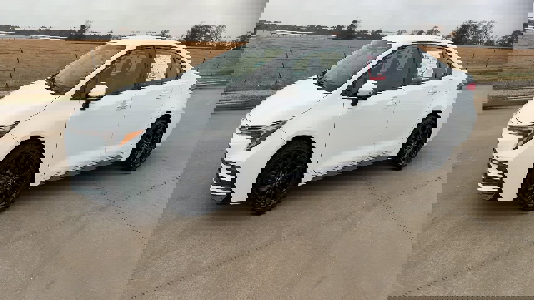 Used 2024 Toyota Corolla SE FWD image 5