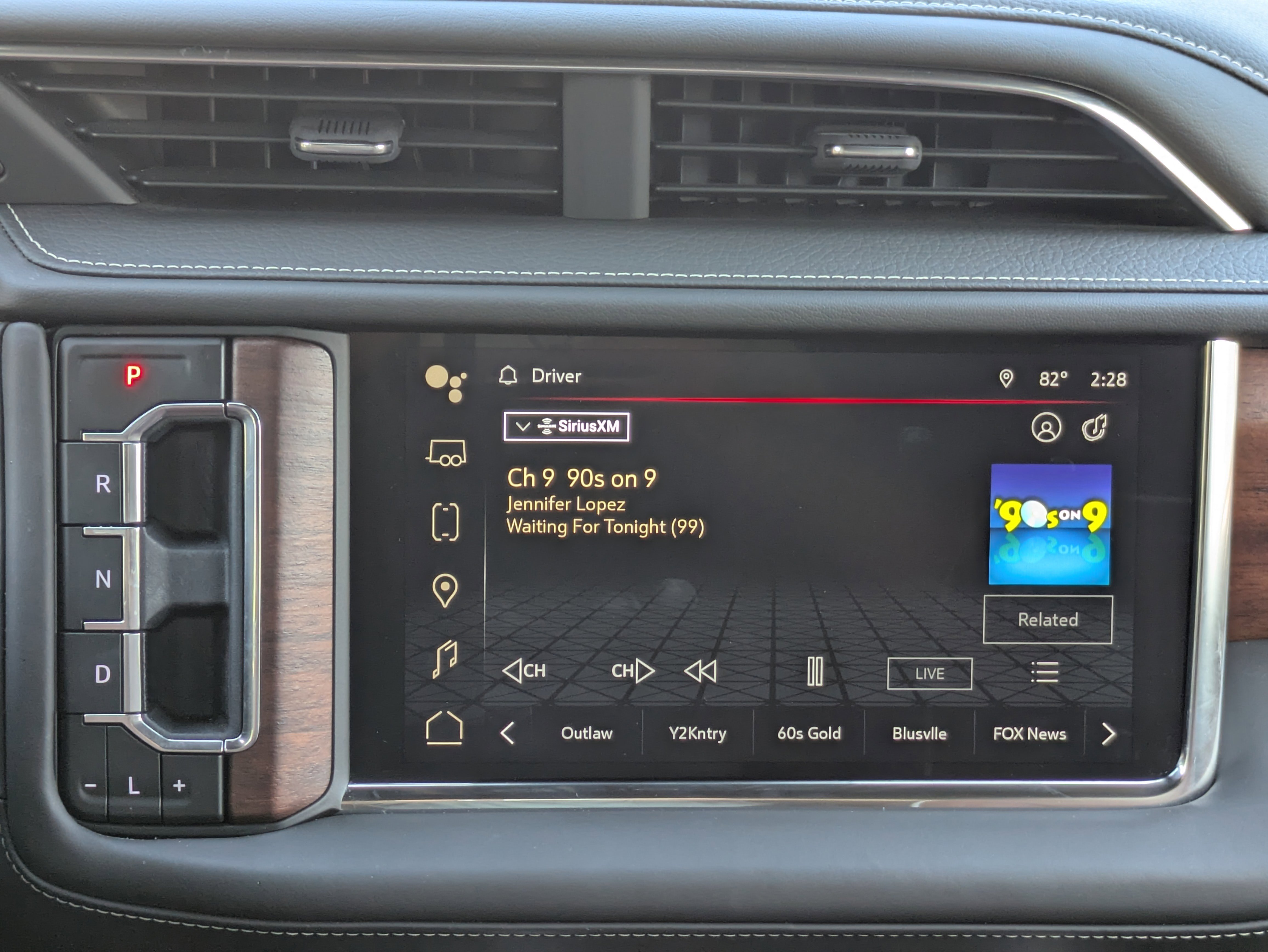 Certified 2024 GMC Yukon Denali Ultimate image 20