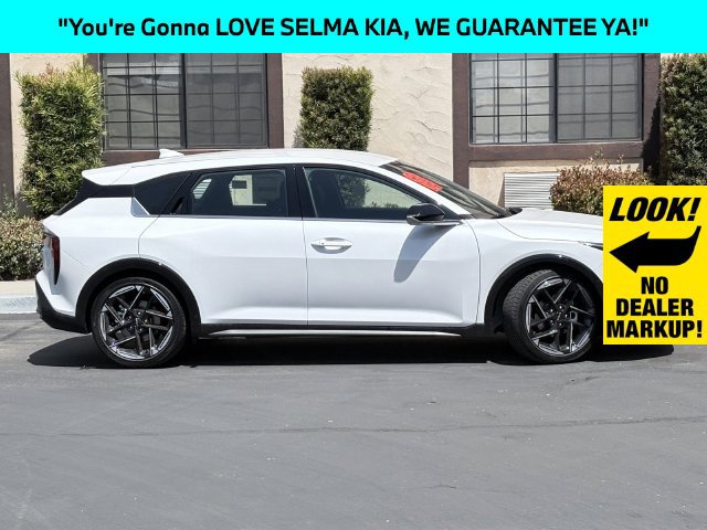 New 2026 Kia K4 GT-Line FWD image 3