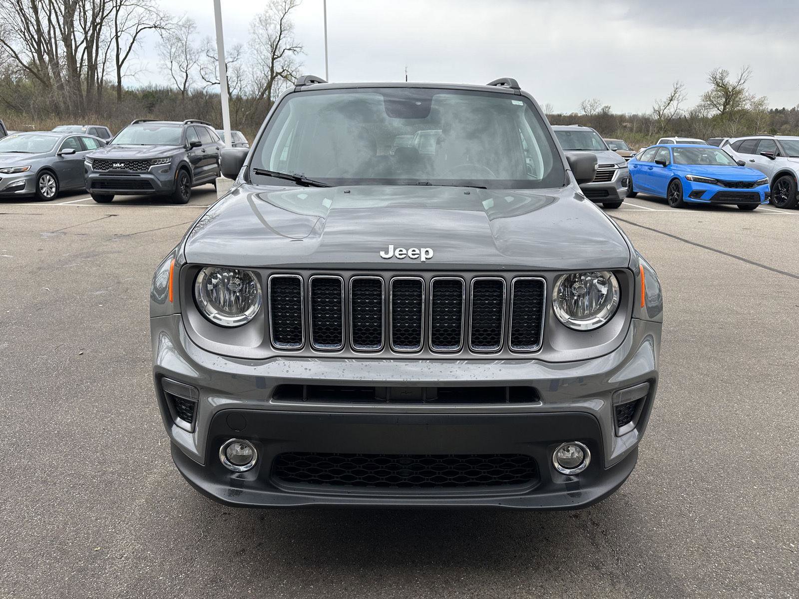 Used 2020 Jeep Renegade Limited AWD/4WD image 12
