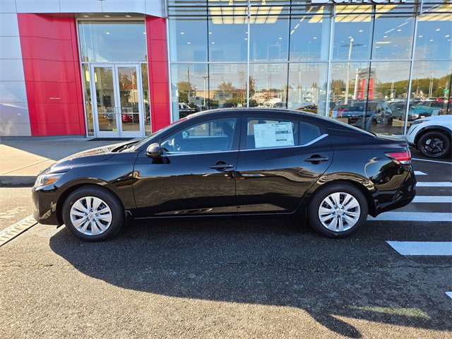 New 2025 Nissan Sentra S image 9