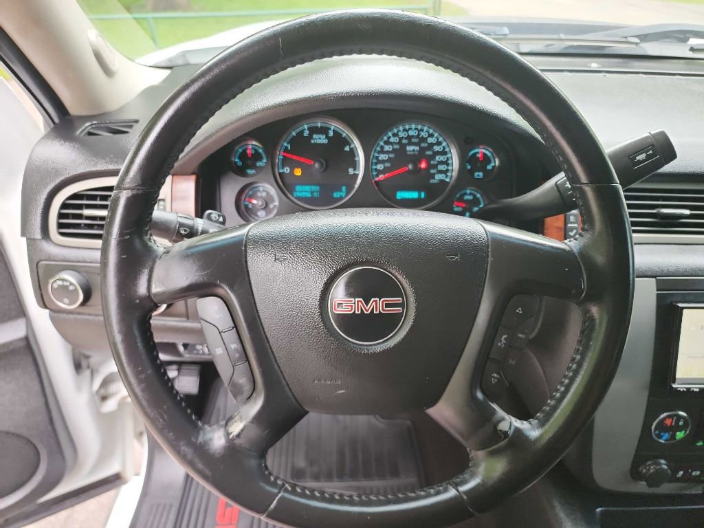 Used 2014 GMC Sierra 2500 SLT w/ Suspension Package, Off-Road AWD/4WD image 21