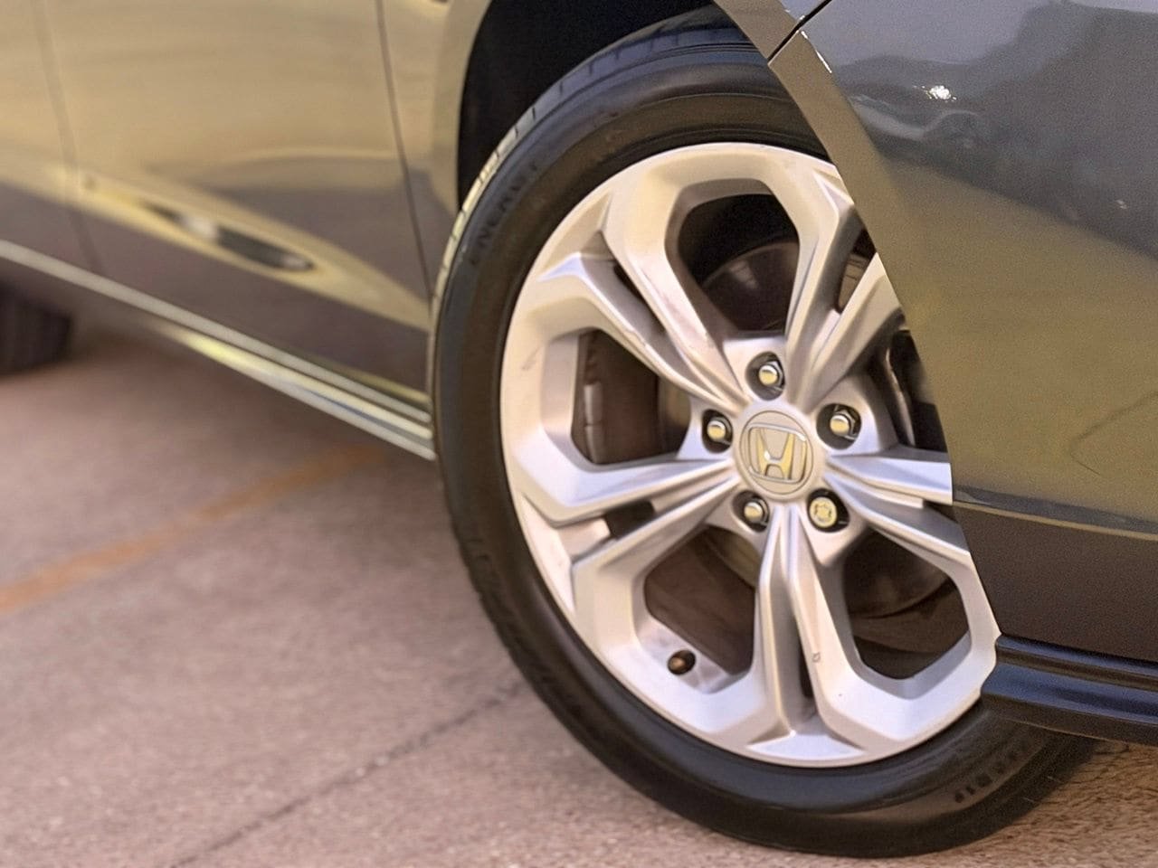 Used 2024 Honda Accord LX image 8