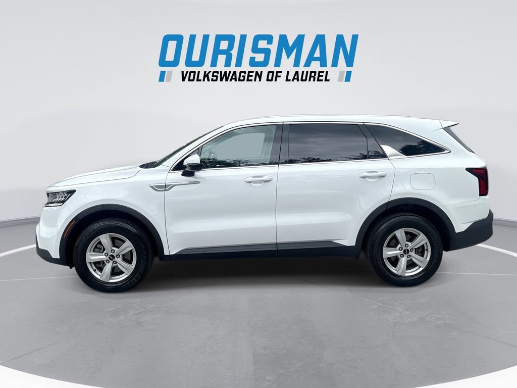 Used 2022 Kia Sorento LX AWD/4WD image 5
