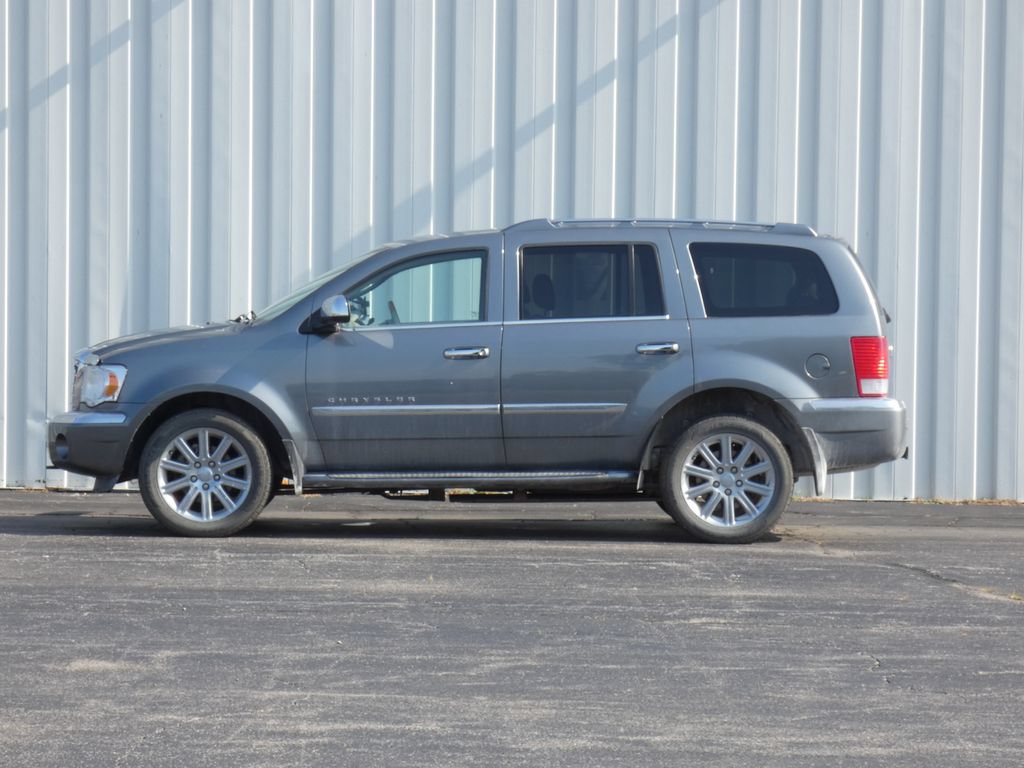 Used 2008 Chrysler Aspen Limited AWD/4WD image 45