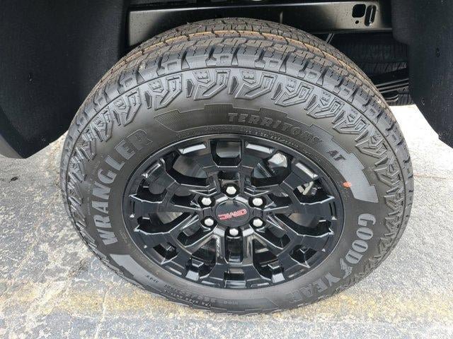 New 2026 GMC Canyon Elevation image 9