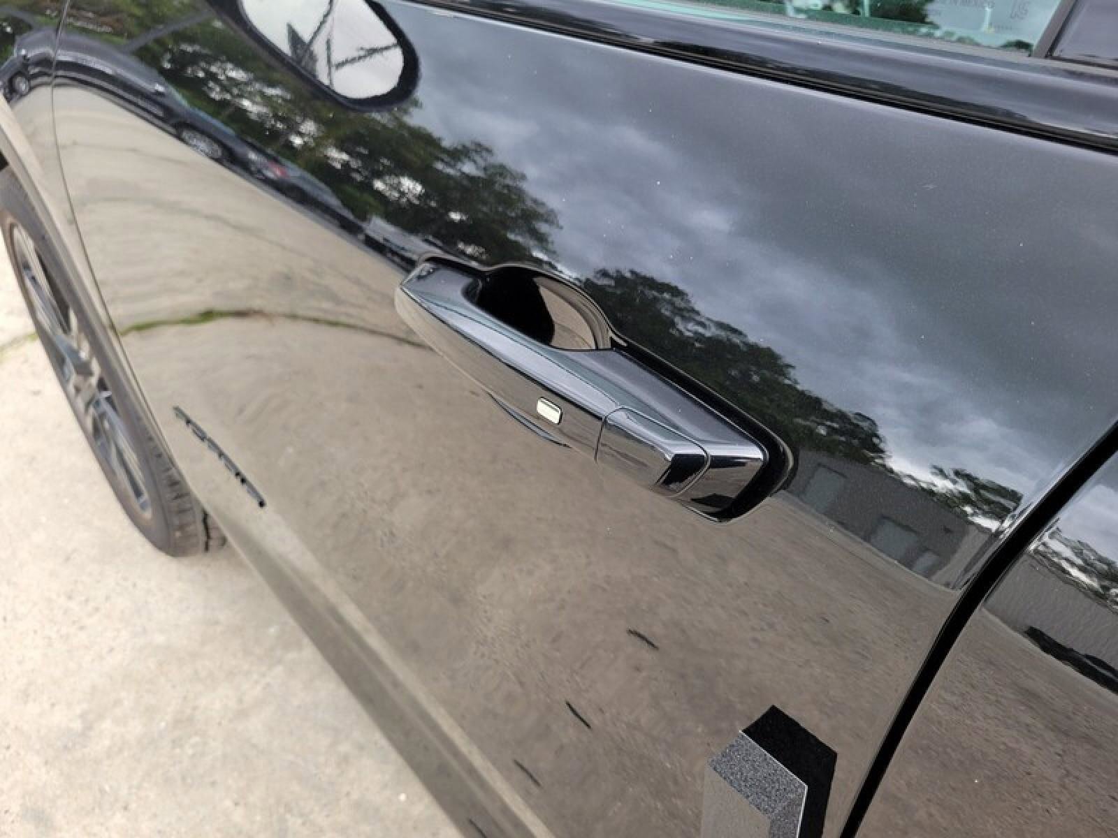 New 2026 GMC Acadia Elevation w/ Black Edition image 8