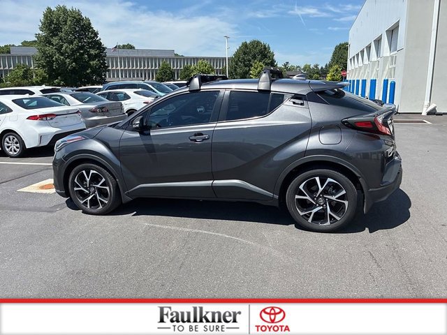 Used 2021 Toyota C-HR XLE FWD image 16