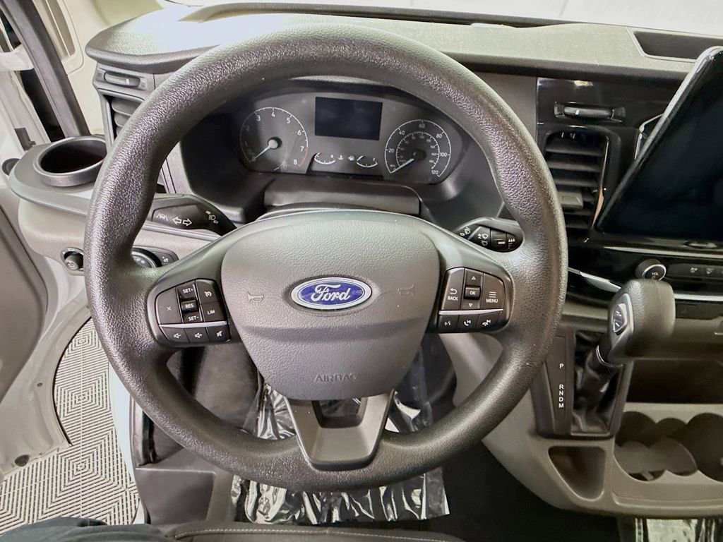 Used 2023 Ford Transit 350 XLT image 19