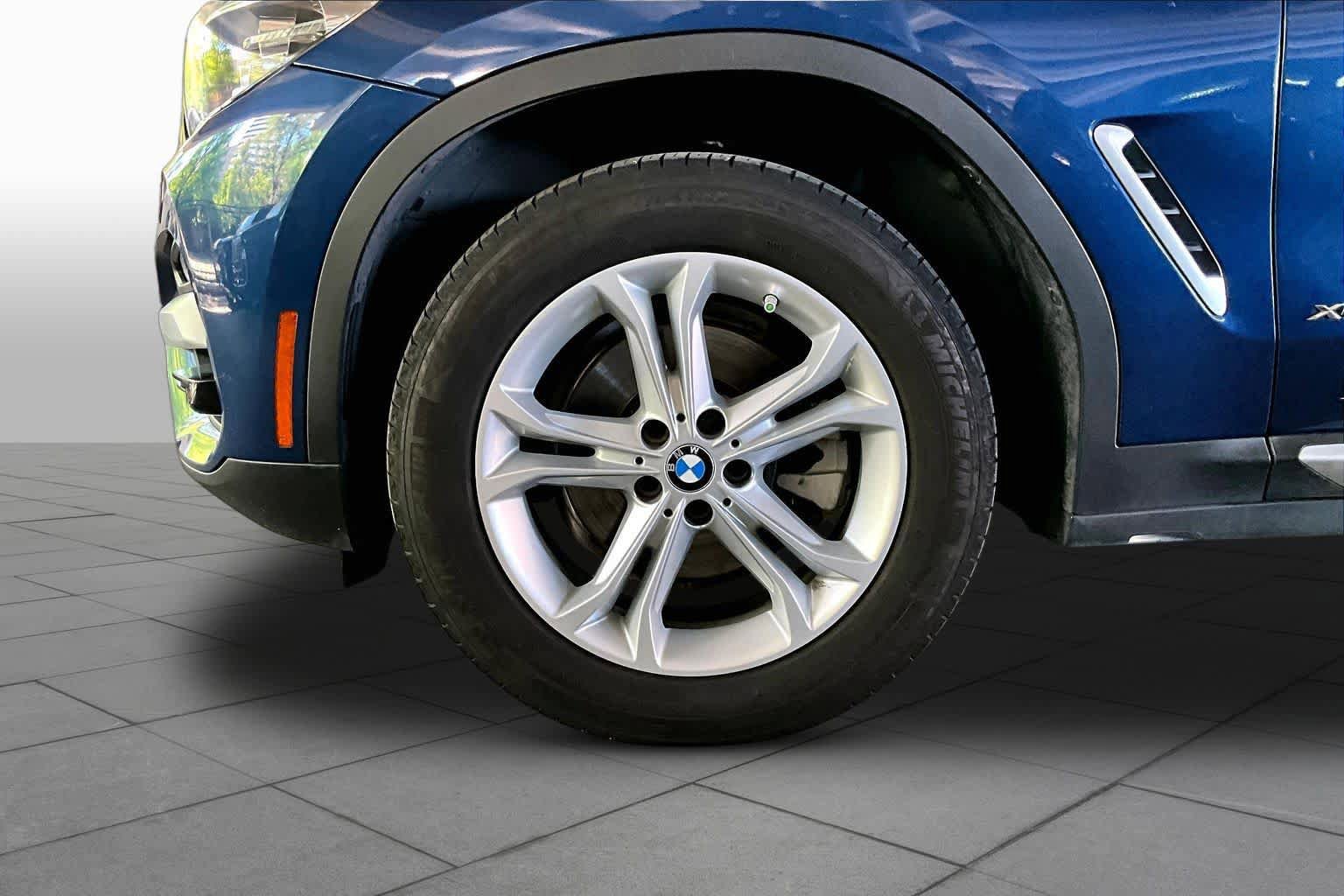 Used 2018 BMW X3 xDrive30i AWD/4WD image 10