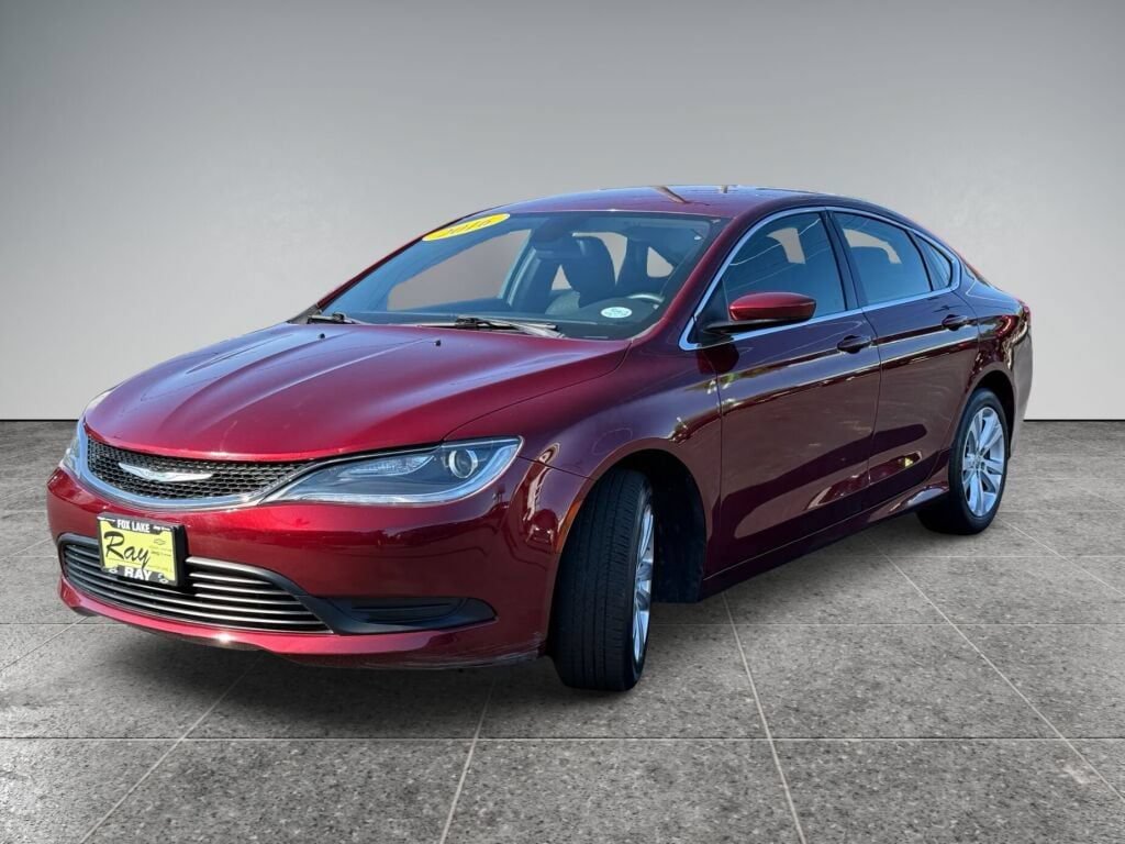 Used 2016 Chrysler 200 LX FWD image 4