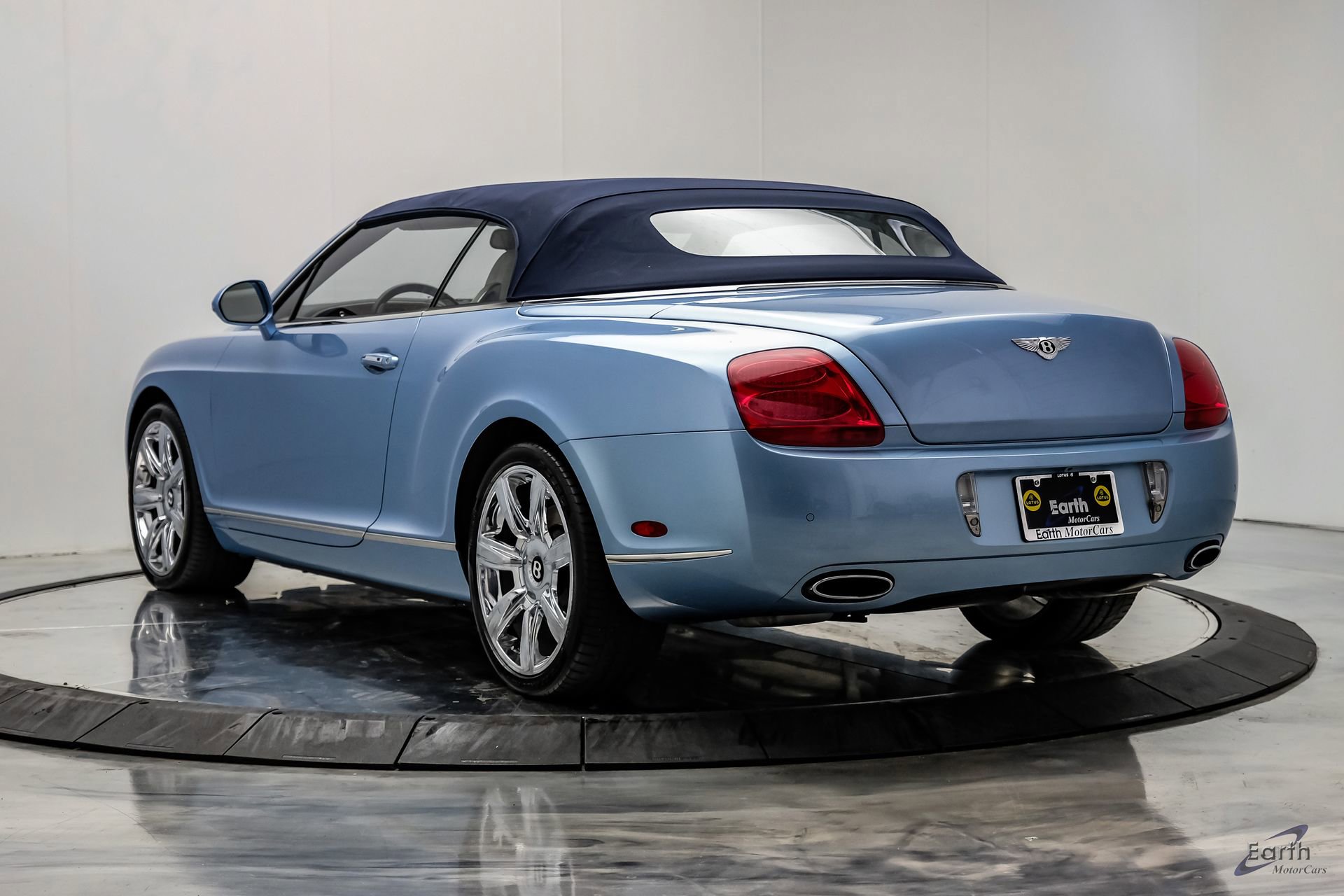 Used 2011 Bentley Continental GTC image 14