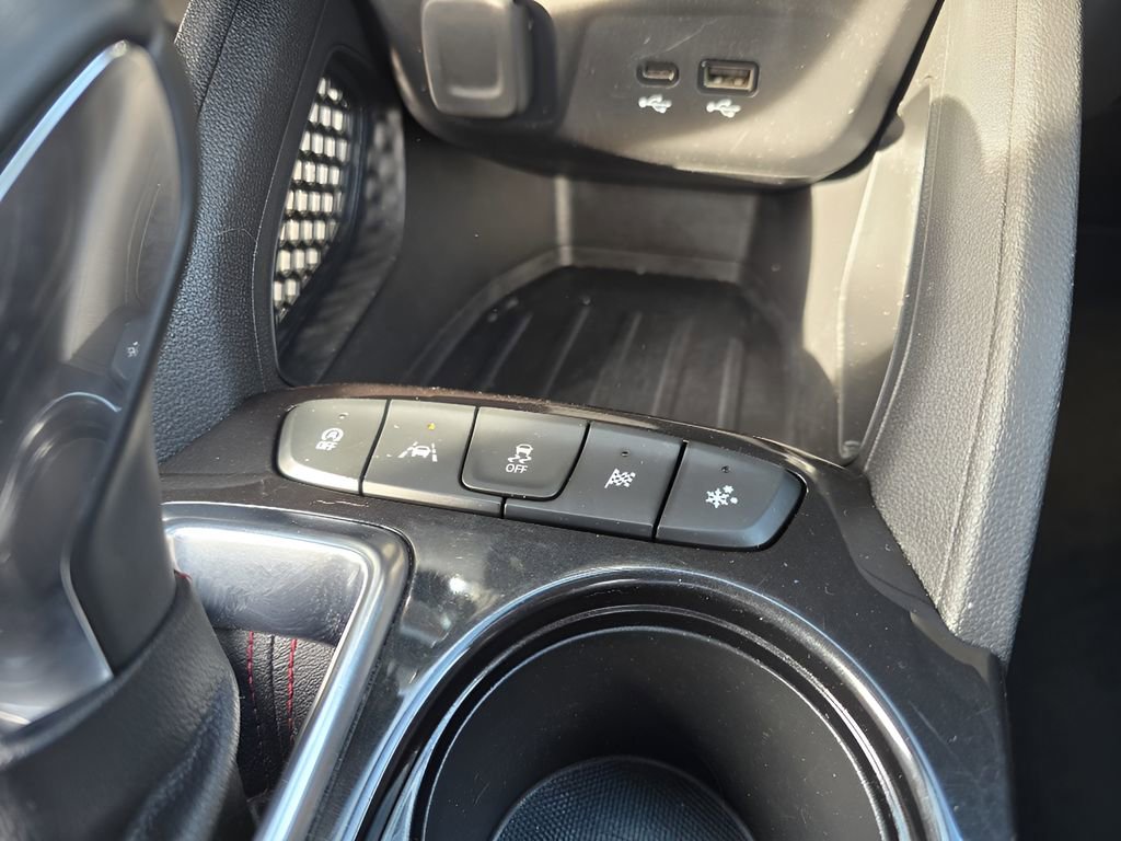 Used 2024 Chevrolet TrailBlazer RS w/ Driver Confidence Package image 20