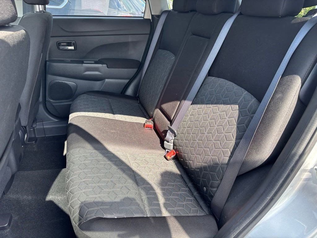 Used 2024 Mitsubishi Outlander Sport ES image 28