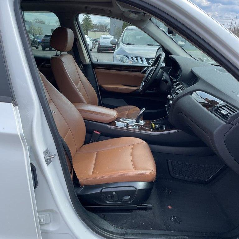 Used 2017 BMW X3 xDrive28i AWD/4WD image 7