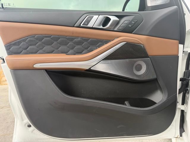 Used 2025 BMW X5 M Competition w/ Executive Package image 11