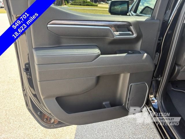 Used 2025 Chevrolet Silverado 1500 LTZ AWD/4WD image 28