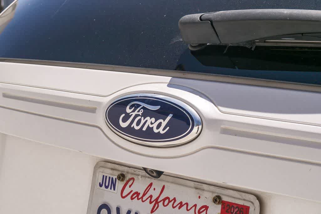 Used 2014 Ford Edge Sport w/ Driver Entry Package AWD/4WD image 11