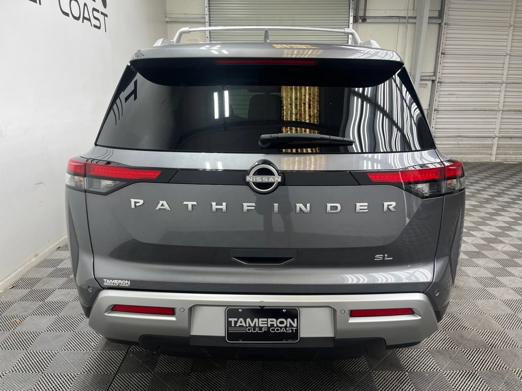 Used 2025 Nissan Pathfinder SL FWD image 10