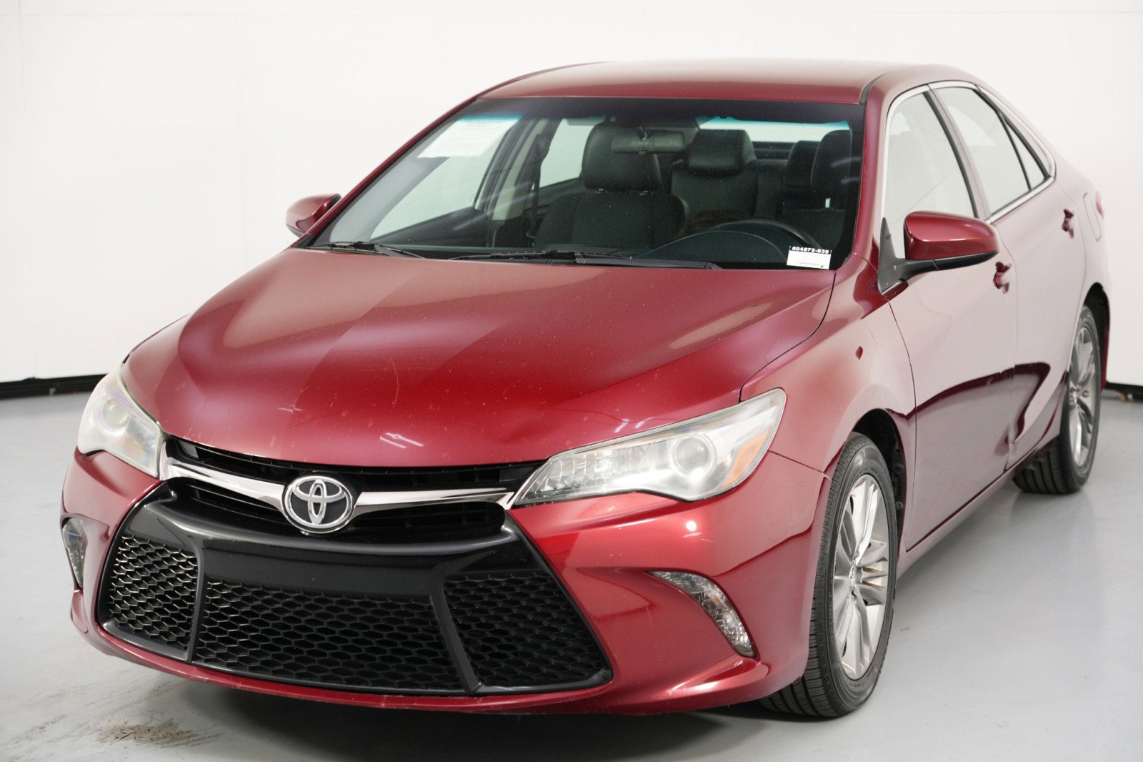 Used 2016 Toyota Camry SE image 38