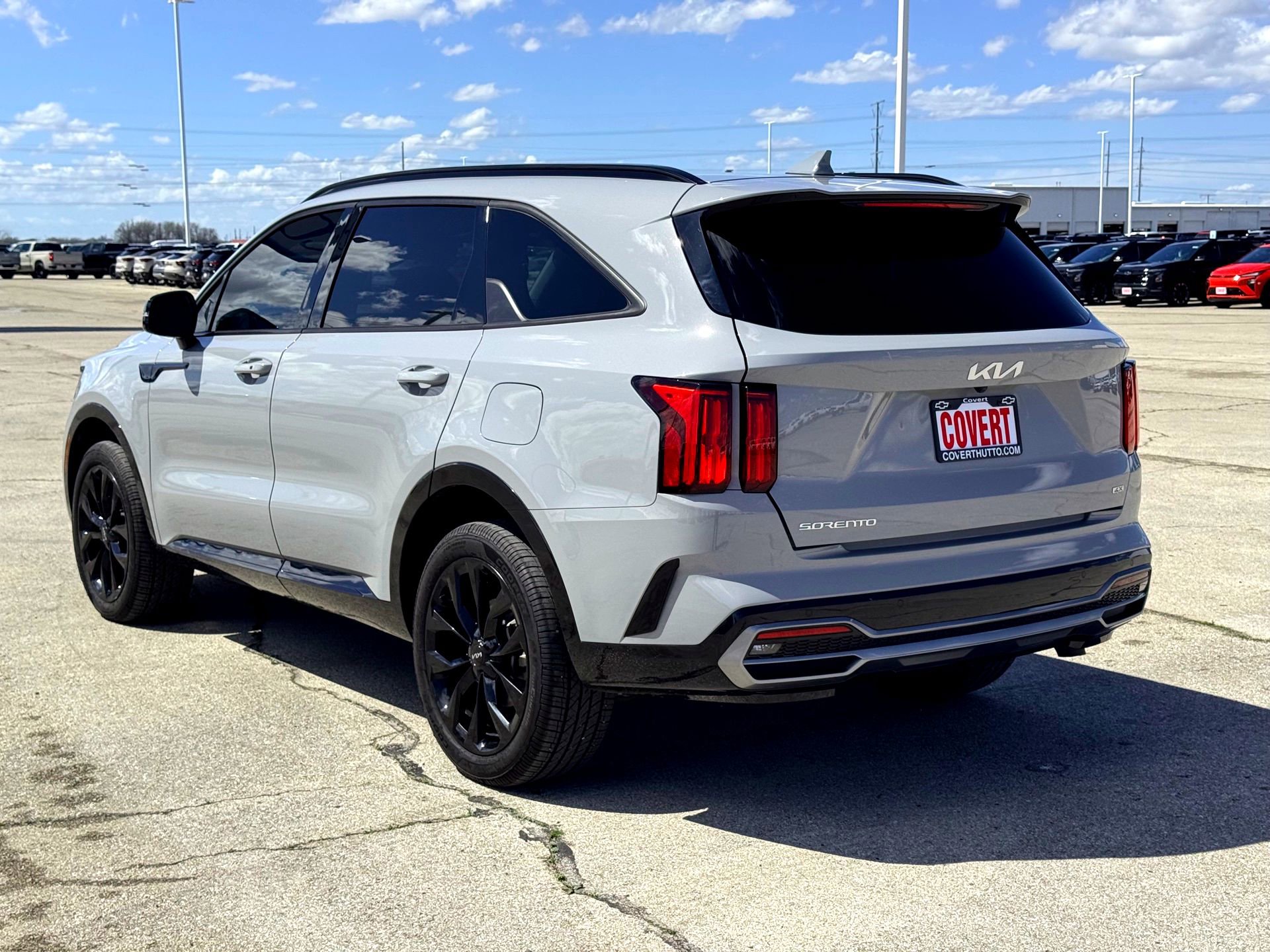 Used 2023 Kia Sorento SX image 9