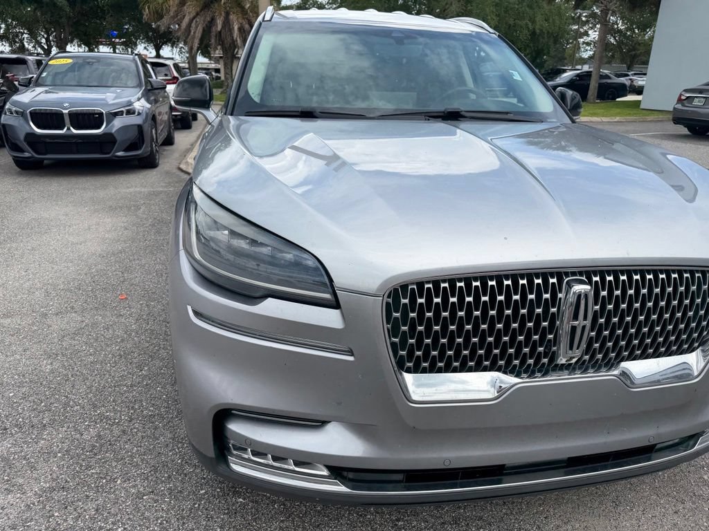 Used 2020 Lincoln Aviator Reserve w/ Elements Package Plus RWD image 12