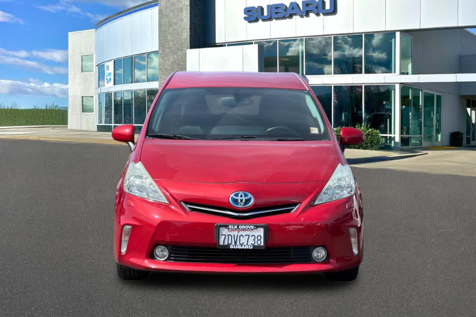 Used 2014 Toyota Prius V Five FWD image 11