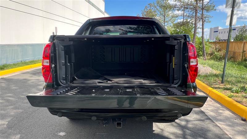 Used 2013 Chevrolet Avalanche LT RWD image 45