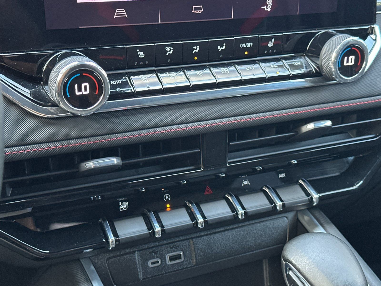 Used 2023 Chevrolet Colorado Z71 w/ Z71 Convenience Package 2 image 22