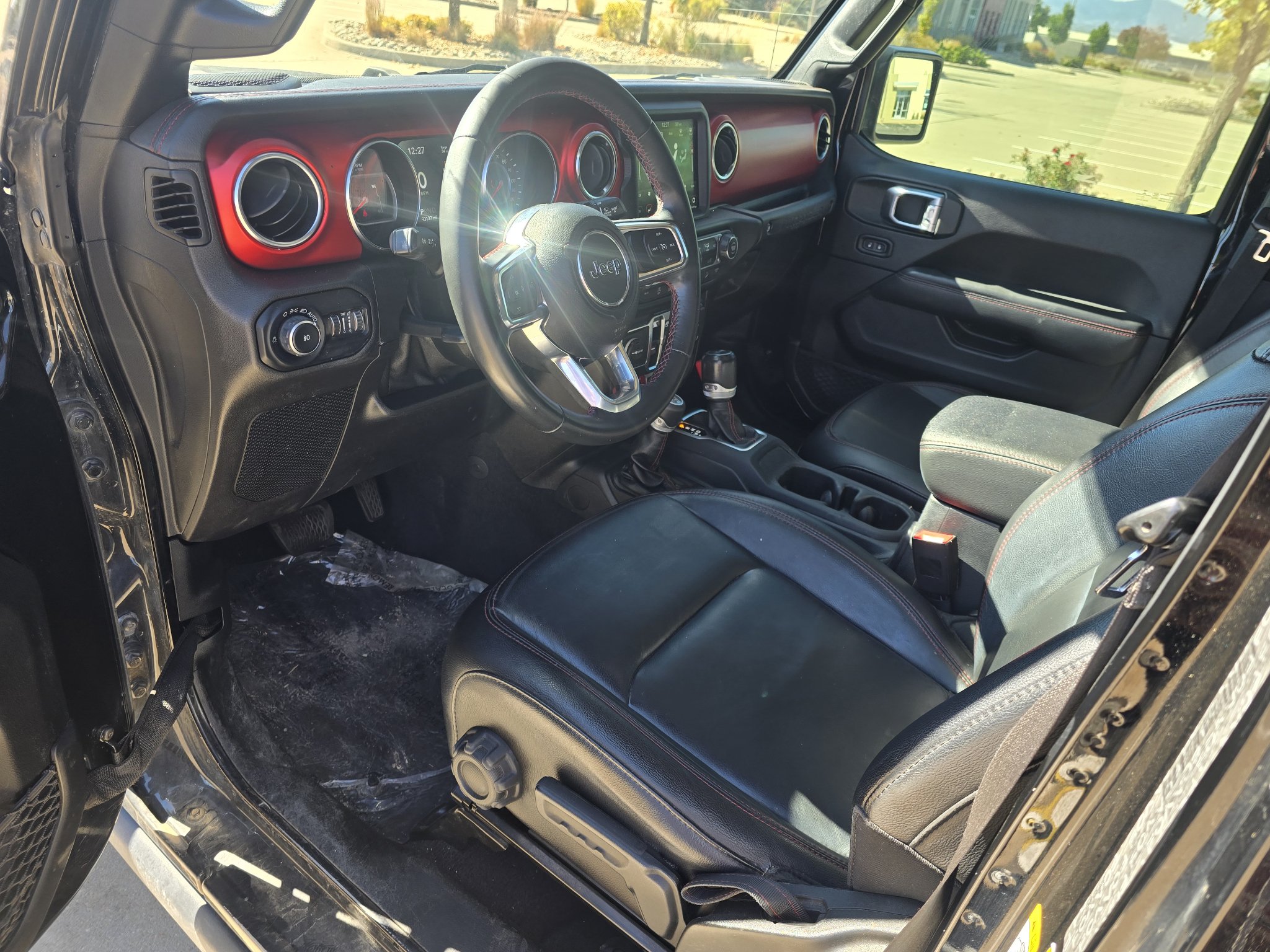 Used 2020 Jeep Wrangler Unlimited Rubicon AWD/4WD image 25