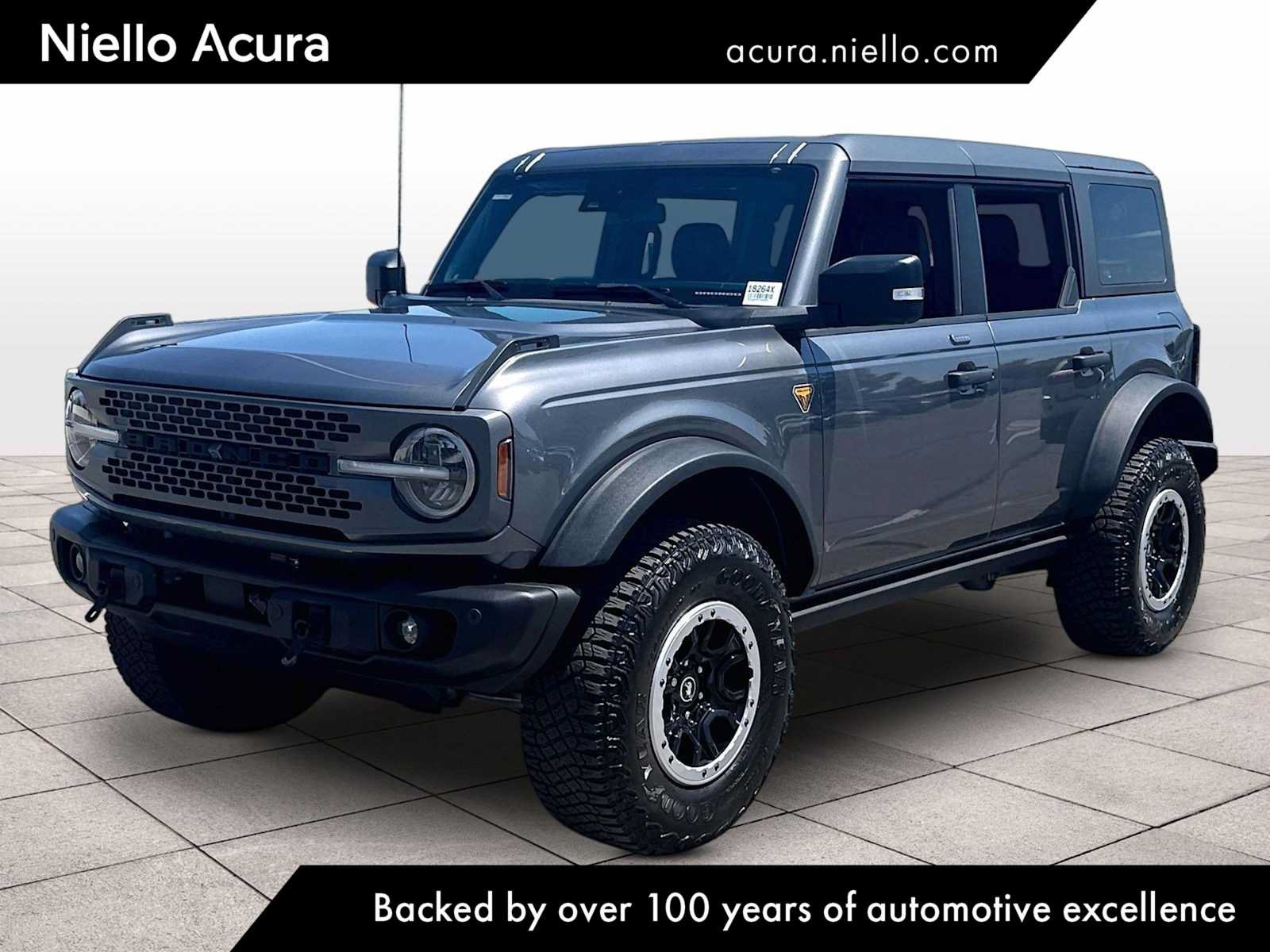 Used 2023 Ford Bronco Badlands w/ Sasquatch Package AWD/4WD image 1