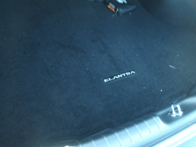 Certified 2025 Hyundai Elantra SEL FWD image 14
