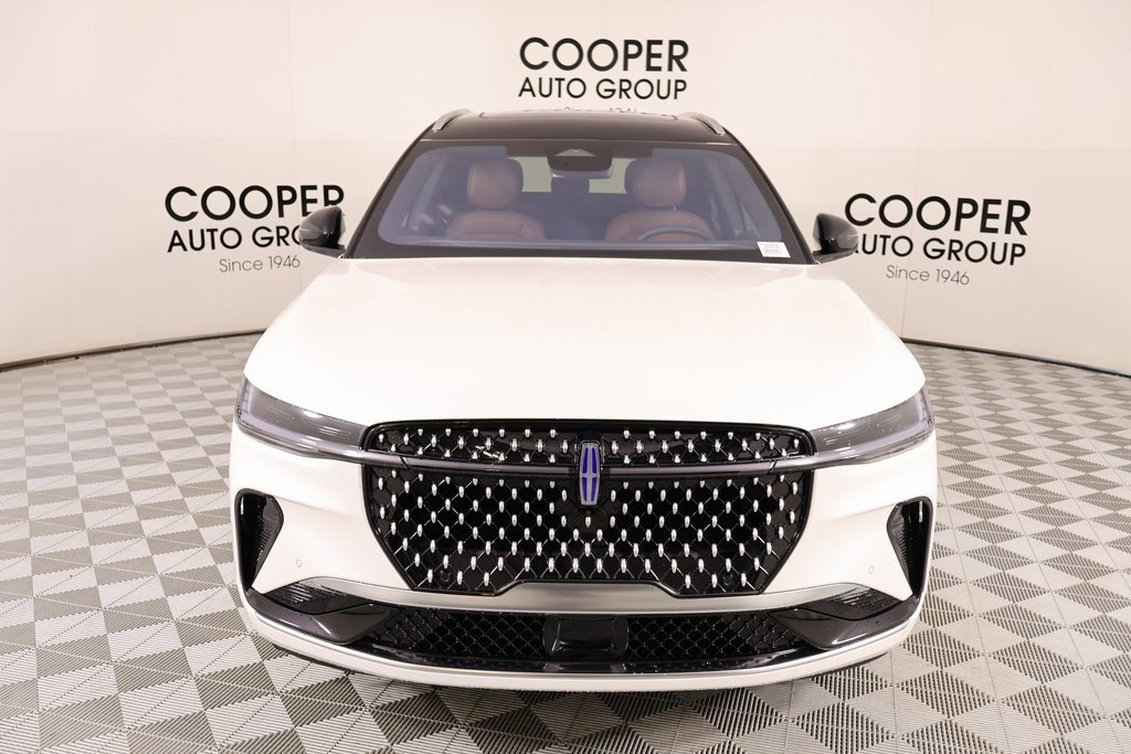 New 2026 Lincoln Nautilus Reserve image 9