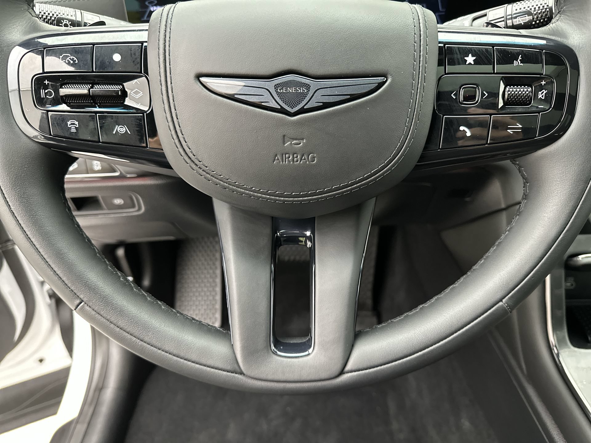 Certified 2026 Genesis GV80 3.5T Prestige AWD/4WD image 14