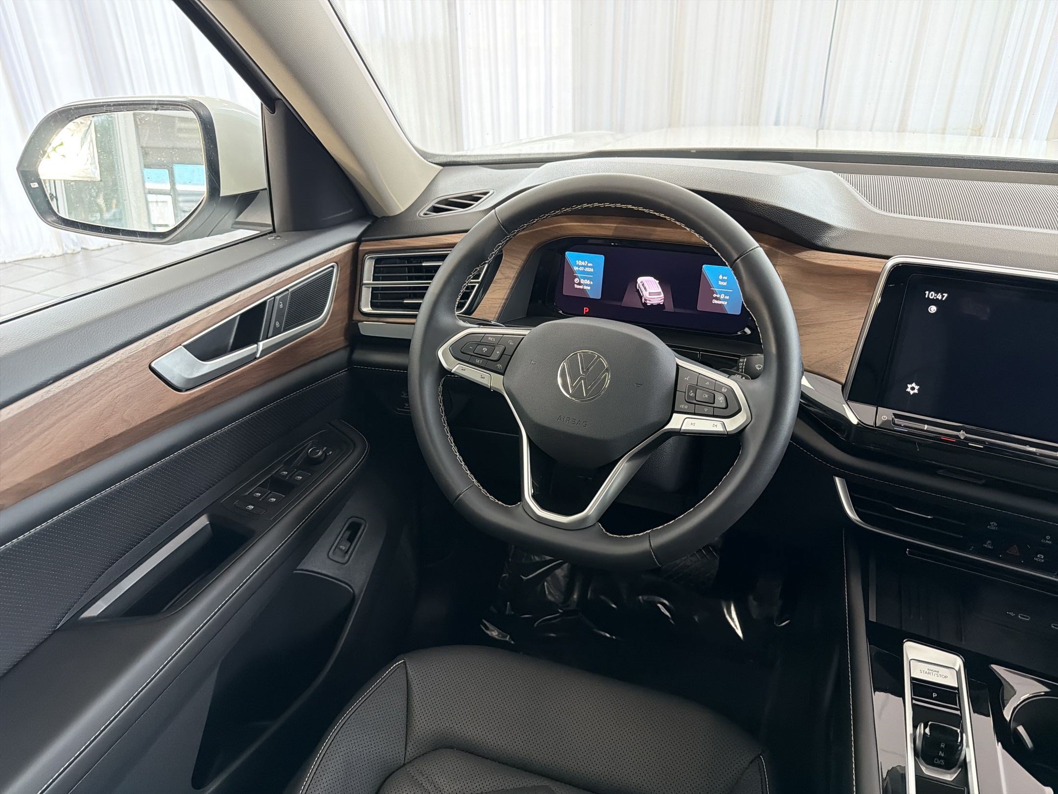 New 2026 Volkswagen Atlas SE FWD image 28