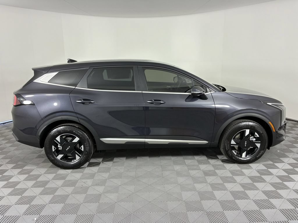 New 2026 Kia Sportage LX w/ LX Convenience Package AWD/4WD image 8