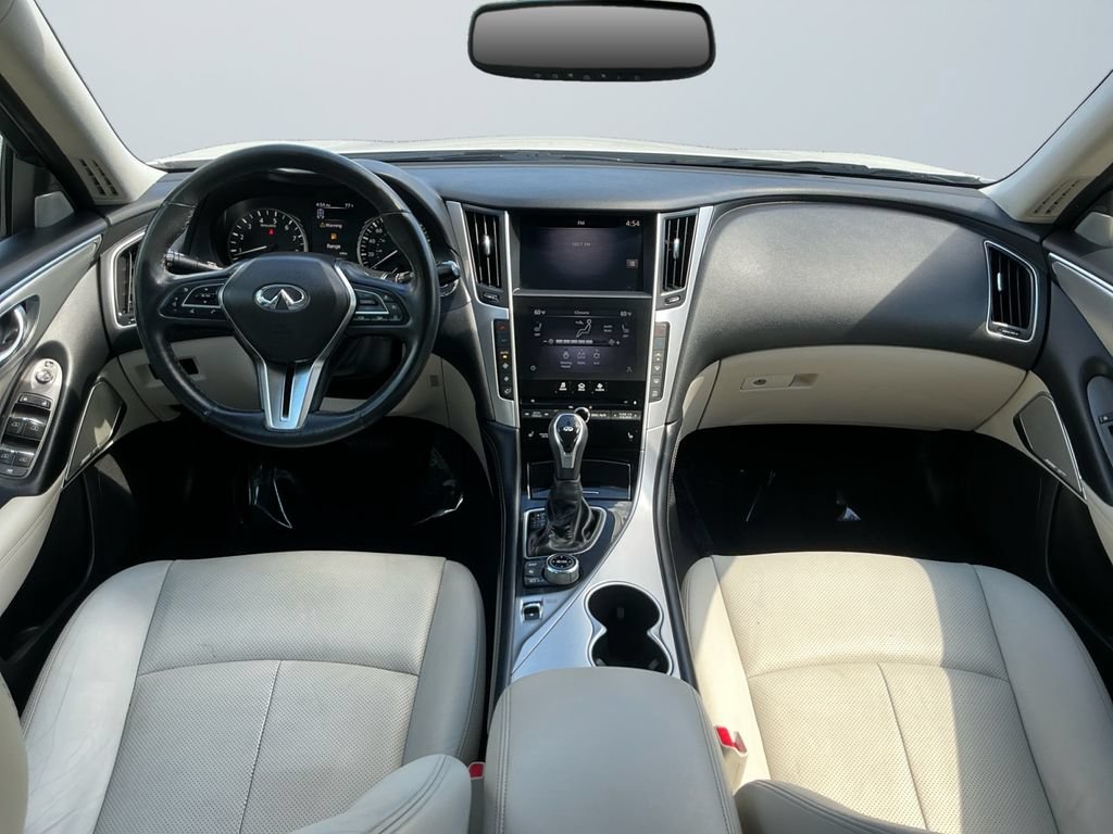 Used 2021 INFINITI Q50 Luxe w/ Seat & Sound Package RWD image 11