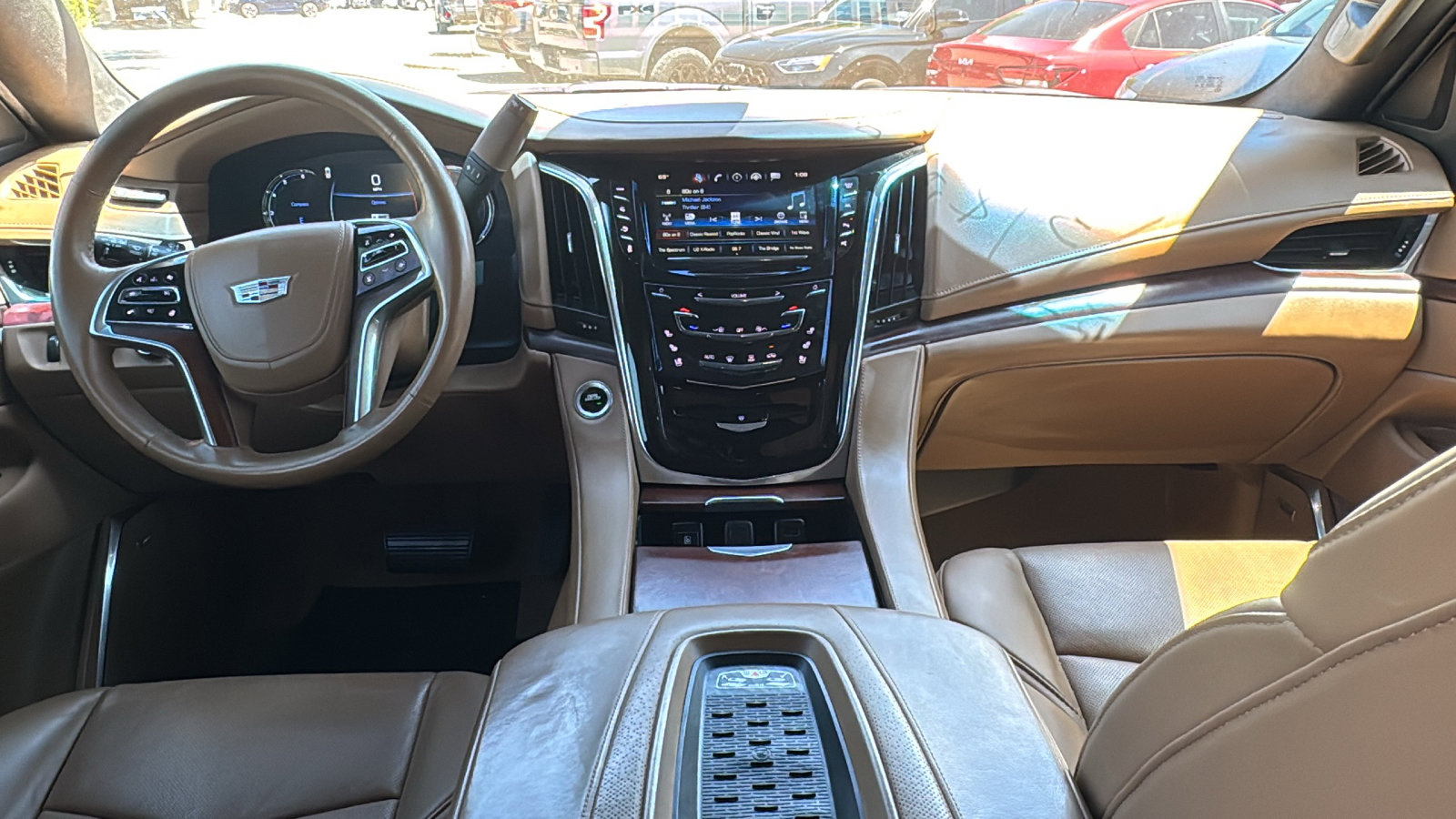 Used 2017 Cadillac Escalade Platinum image 18