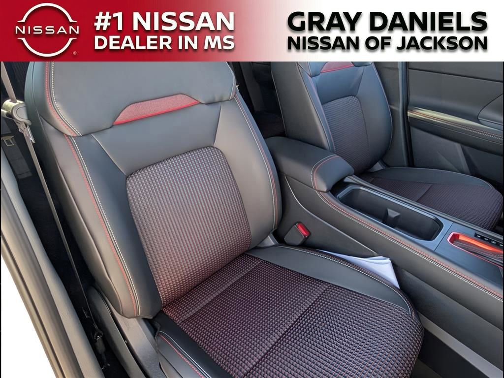 New 2026 Nissan Kicks SR w/ Cold Weather Package image 19