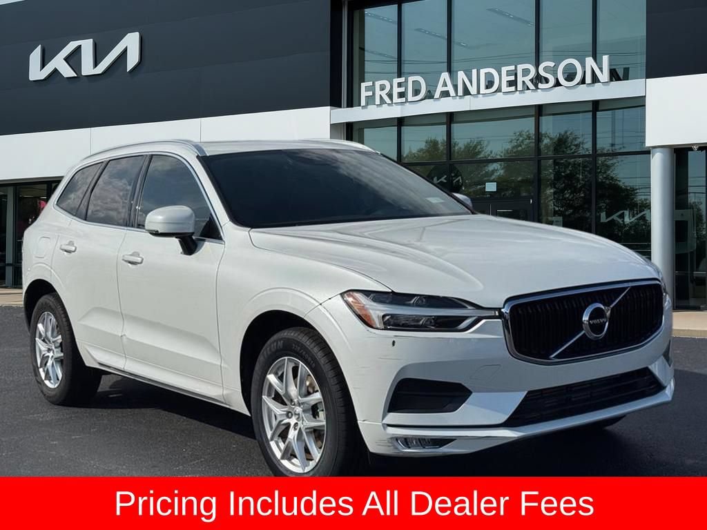 Used 2021 Volvo XC60 T5 Momentum w/ Protection Package Premier FWD image 1