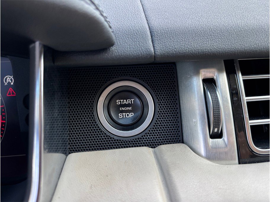 Used 2019 Land Rover Range Rover Supercharged AWD/4WD image 28