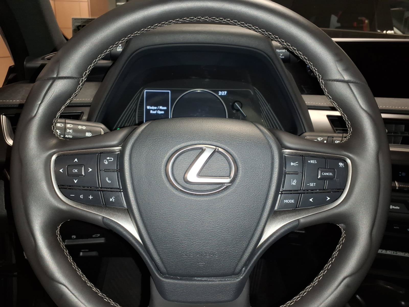 Certified 2022 Lexus UX 250h w/ Premium Package AWD/4WD image 16