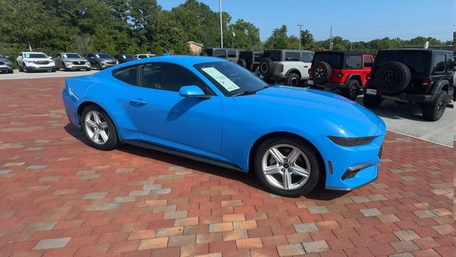 Used 2026 Ford Mustang Premium RWD image 4