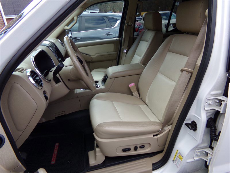 Used 2008 Ford Explorer Sport Trac Limited AWD/4WD image 35