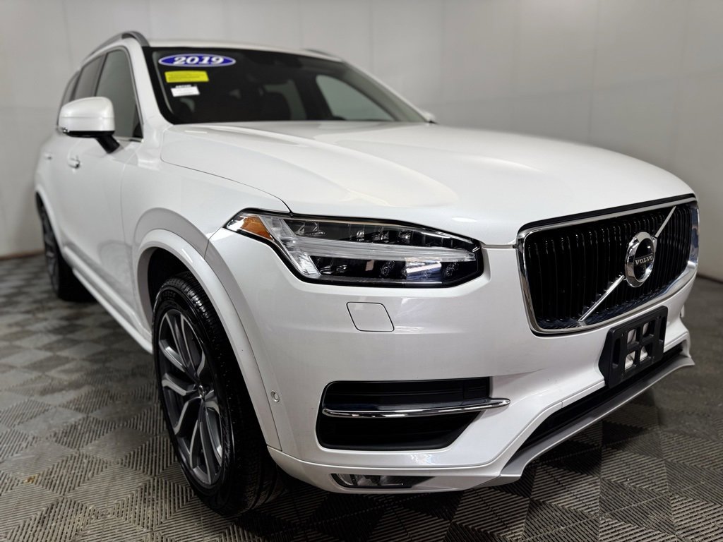 Used 2019 Volvo XC90 T6 Momentum w/ Advanced Package image 9