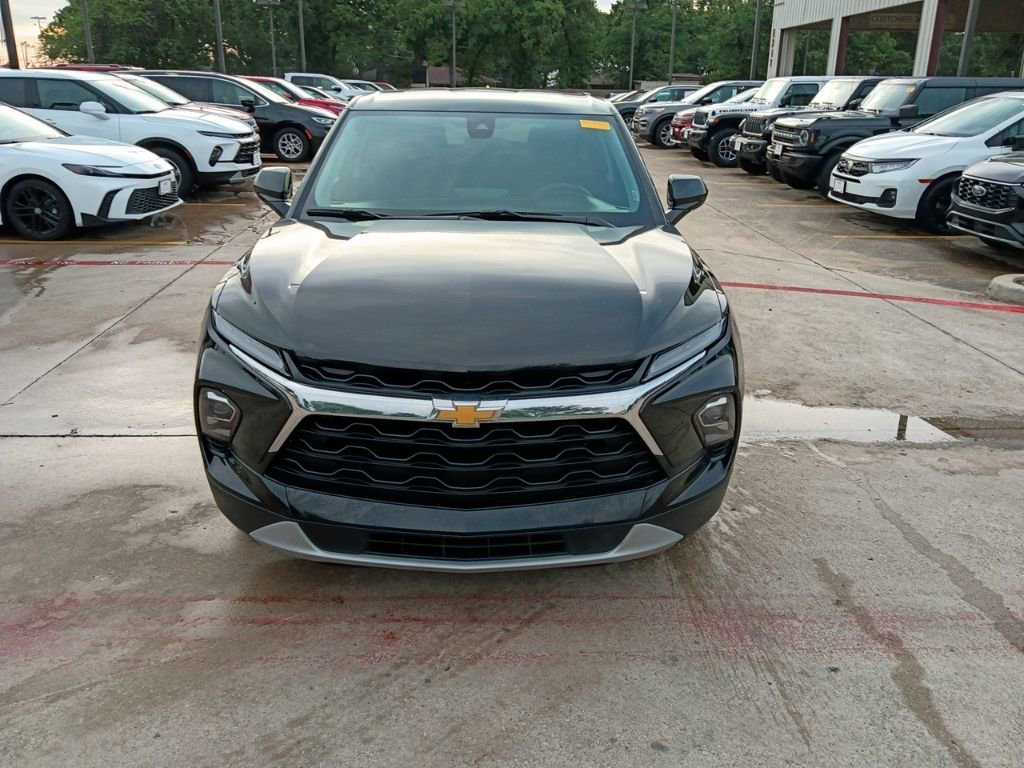 Used 2025 Chevrolet Blazer LT FWD image 5