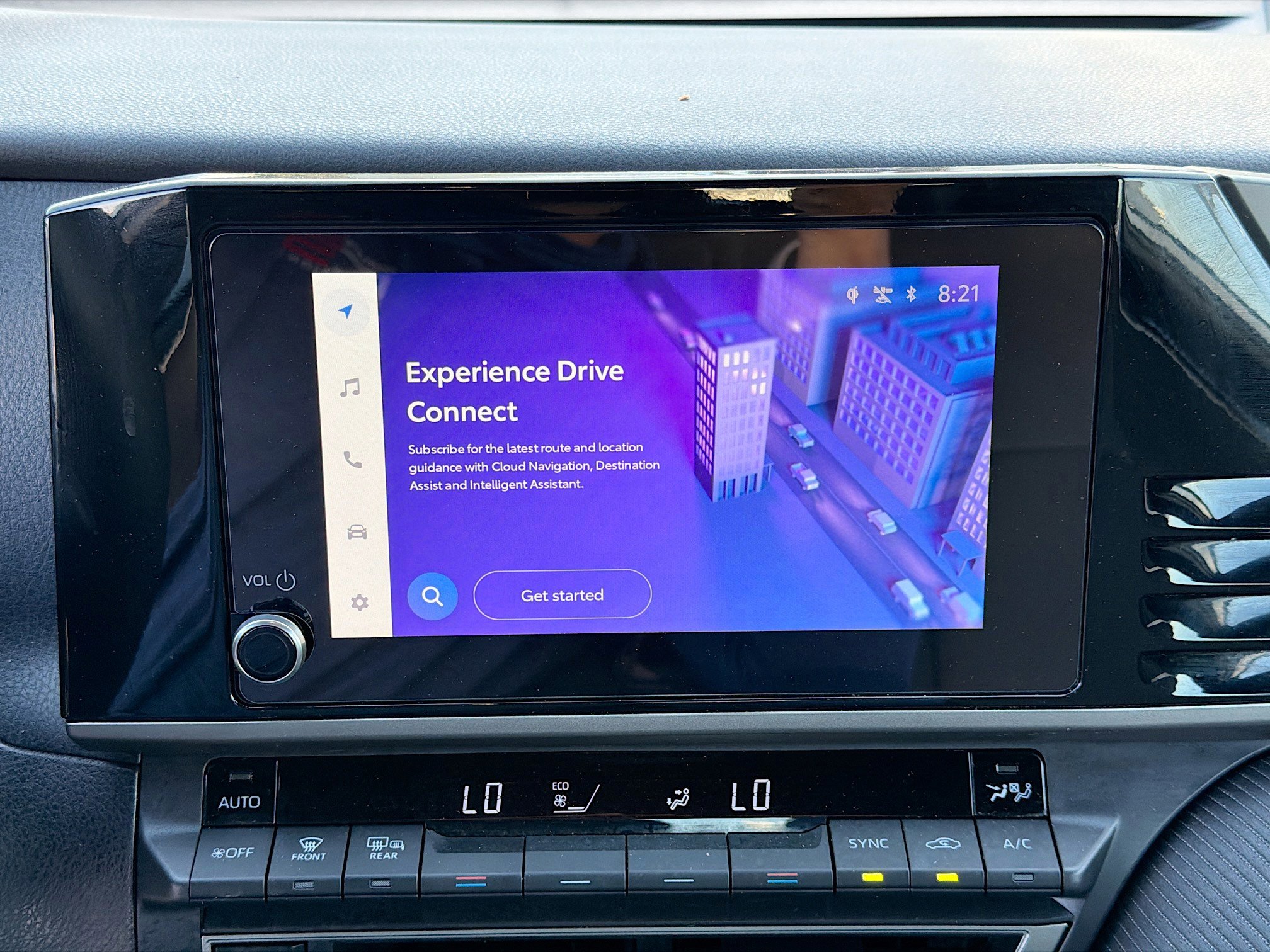 Used 2025 Toyota Camry SE image 30