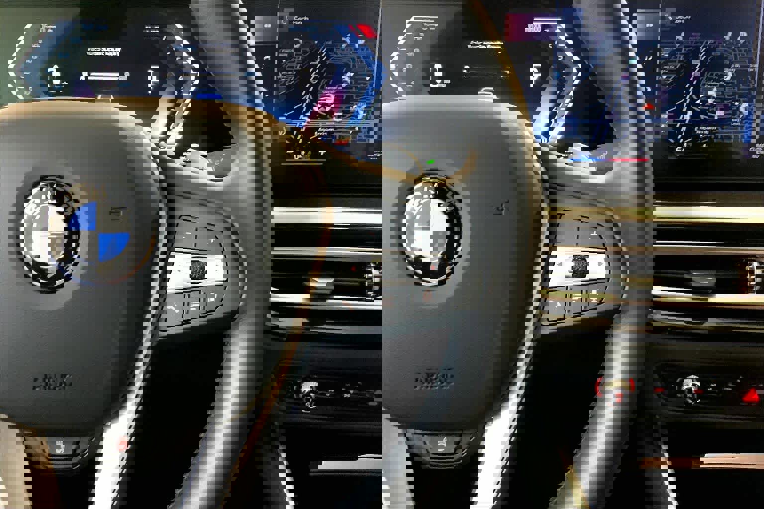 Certified 2024 BMW 330i xDrive Sedan w/ Convenience Package image 25