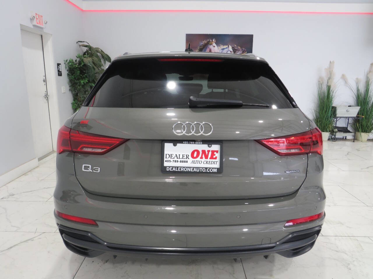 Used 2021 Audi Q3 2.0T Premium w/ Convenience Package AWD/4WD image 4